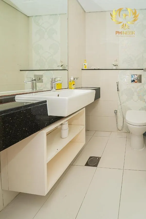 Phineek Luxury 2Br Apartment Damac Maison Canal View Dubaj