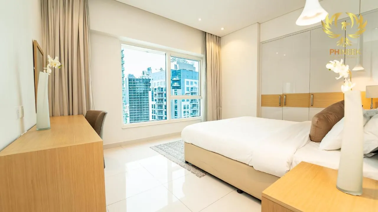 Phineek Luxury 2Br Apartment Damac Maison Canal View Dubaj